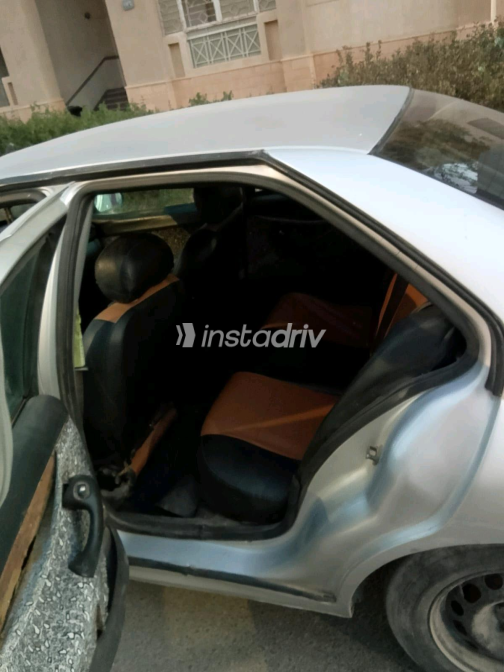 Peugeot 406 1997 Silver Manual Used for Sale in Cairo - 3