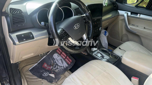 Kia Sorento 2010 Black Automatic Used for Sale in Qalyubia - 5