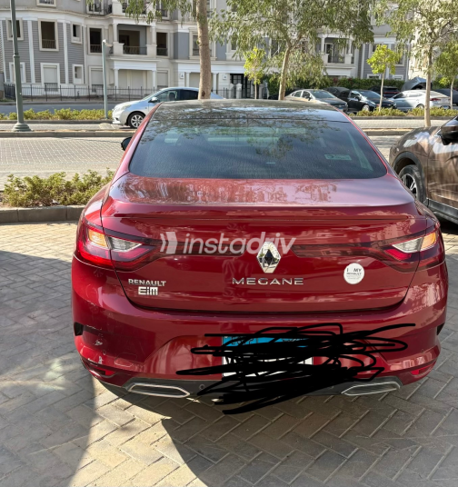 Renault Megane 2022 Red Automatic Used for Sale in Cairo - 2