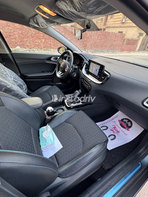 Kia Xceed 2024 Green Automatic Used for Sale in Cairo - 2