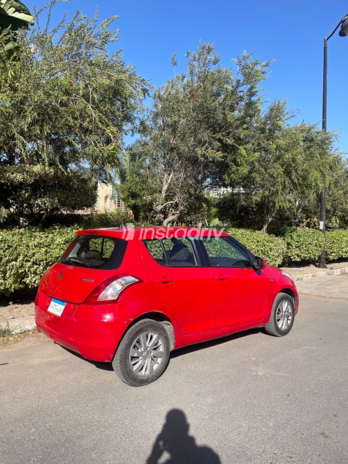 Suzuki Swift 2016 Red Automatic Used for Sale in Alexandria - 2