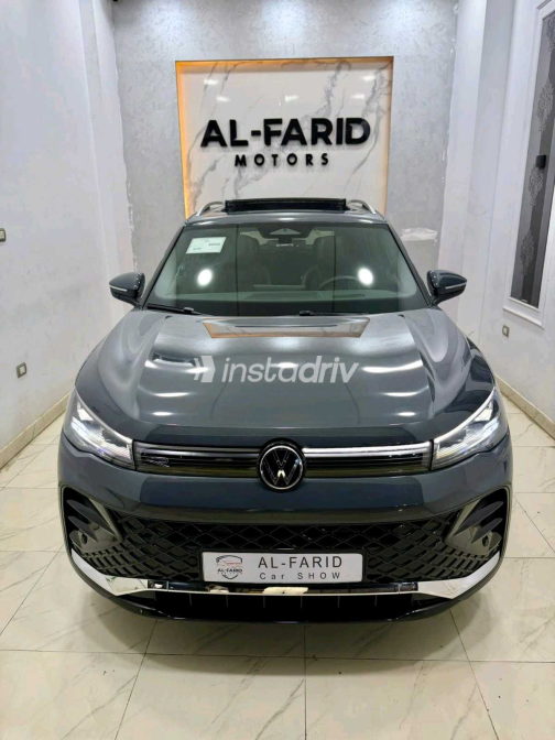 Volkswagen Tiguan 2024 Dark Gray Automatic Used for Sale in Beheira - 4