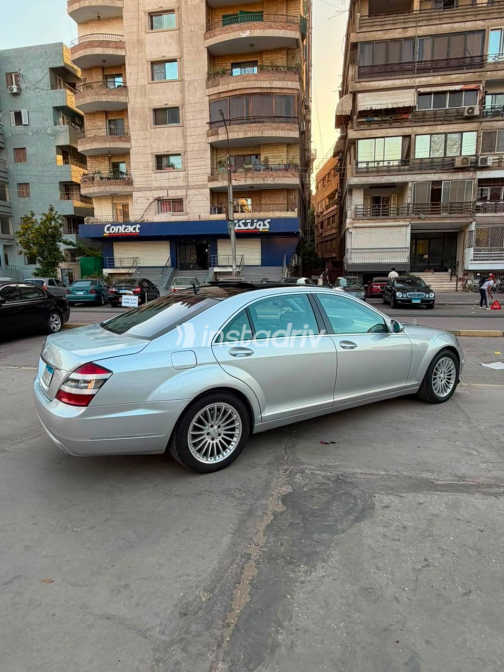مرسيدس S 500 2006 فضي أوتوماتيك مستعملة للبيع في مصر الجديدة - 10