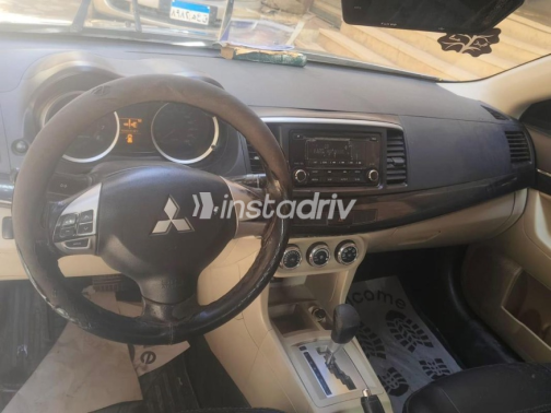 Mitsubishi Lancer 2016 Gray Automatic Used for Sale in Shubra al-Khaimah - 4