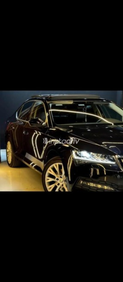 سكودا سوبيرب 2021 أسود أوتوماتيك مستعملة للبيع في العبور - 6