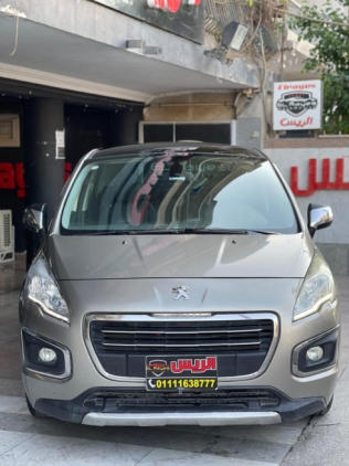 Peugeot 3008 2017 Beige Automatic Used for Sale in Nasr city