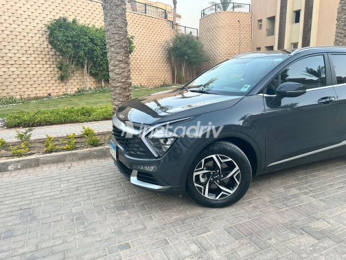 Kia Sportage 2024 Black Automatic Used for Sale in Madinaty - 4