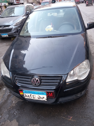 Volkswagen Polo 2009 Black Manual Used for Sale in Warraq