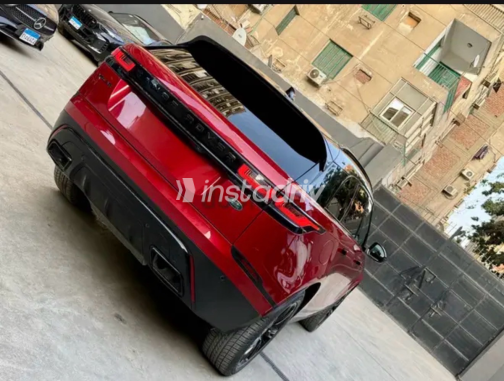 Land Rover Velar 2022 Red Automatic Used for Sale in Cairo - 5