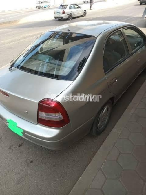 كيا شوما 2001 فضي يدوي مستعملة للبيع في القاهرة - 1