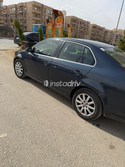 Volkswagen Jetta 2008 White Automatic Used for Sale in Cairo - 6