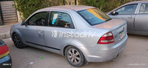 Proton Saga 2013 Silver Manual Used for Sale in Giza - 5