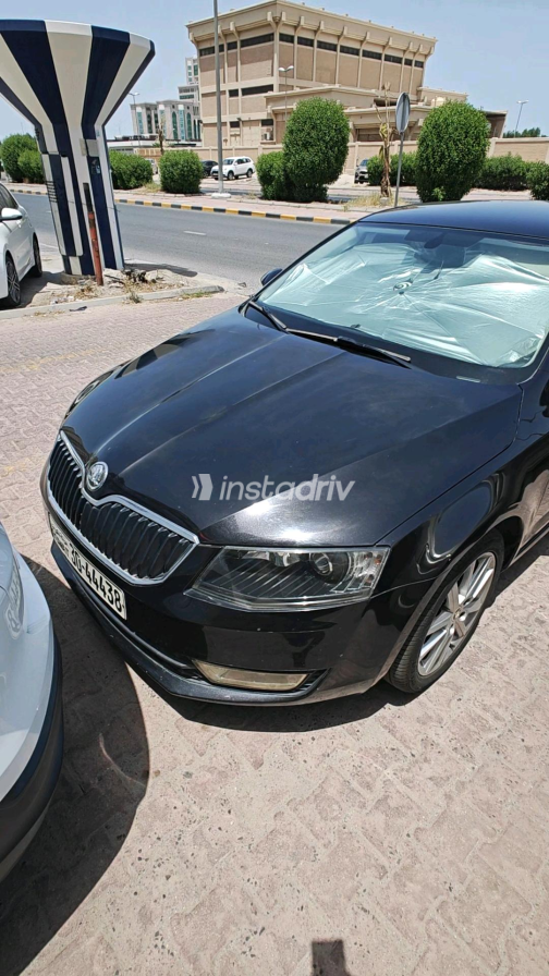 Skoda Octavia 2014 Black Automatic Used for Sale in Maadi - 5