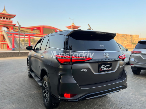 Toyota Fortuner 2023 Brown Automatic Used for Sale in Nasr city - 7