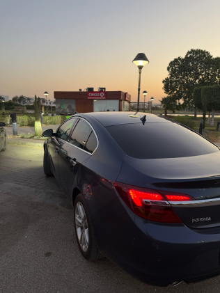 Opel Insignia 2017 White Automatic Used for Sale in Cairo