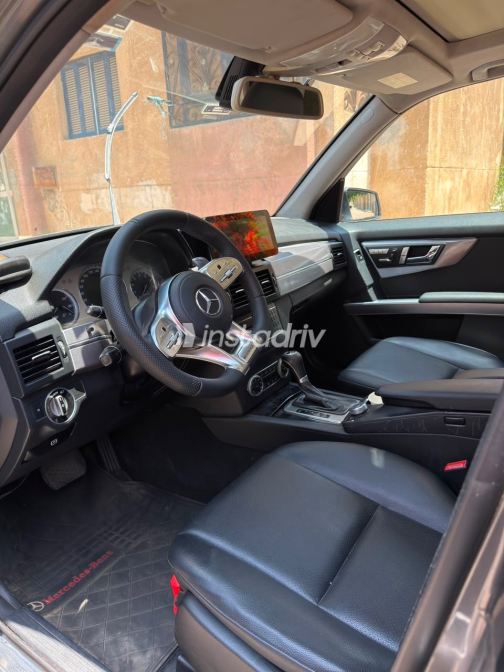 مرسيدس GLK 350 2011 رمادي أوتوماتيك مستعملة للبيع في القاهرة - 10