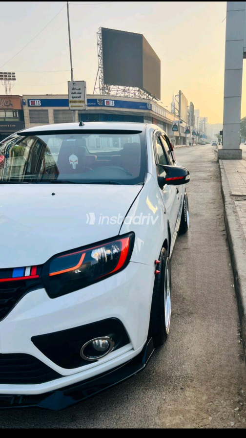 Renault Rainbow 2022 White Automatic Used for Sale in Giza - 2