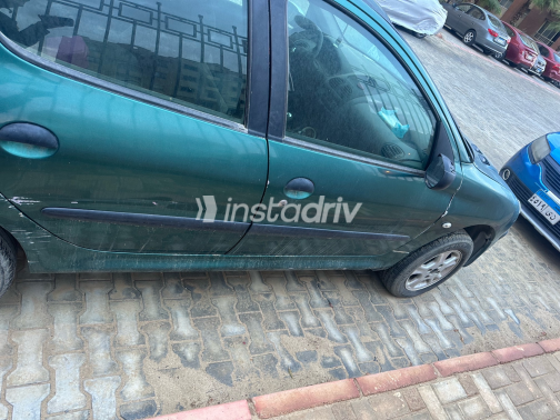 Peugeot 206 2001 Green Manual Used for Sale in Giza - 4