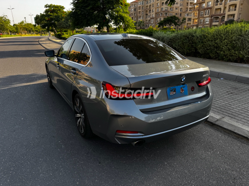 BMW 320 2024 Silver Automatic Used for Sale in Madinaty - 2