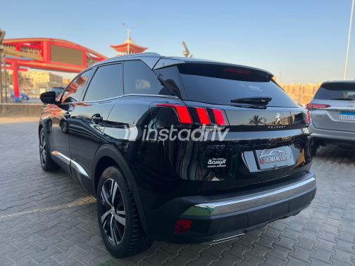 Peugeot 3008 2019 Black Automatic Used for Sale in Nasr city - 6
