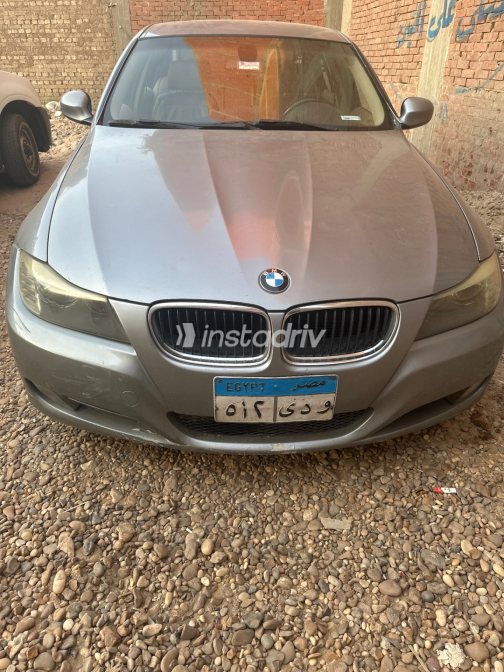 BMW 318 2012 Gray Manual Used for Sale in Sheraton - 3