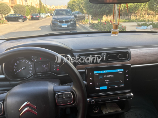 سيتروين C3 2023 رمادي أوتوماتيك مستعملة للبيع في الجيزة - 6