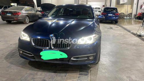 BMW 520 2017 Blue Automatic Used for Sale in Cairo - 4