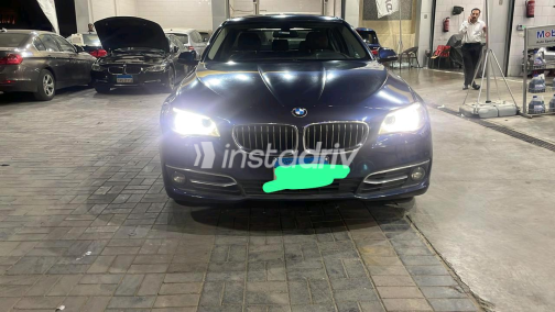 BMW 520 2017 Blue Automatic Used for Sale in Cairo - 8