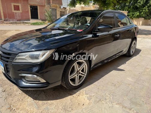 ام جى 5 2020 أسود أوتوماتيك مستعملة للبيع في الإسكندرية - 2