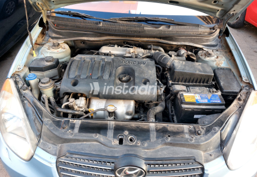 Hyundai Accent 2011 White Manual Used for Sale in Nasr city - 8