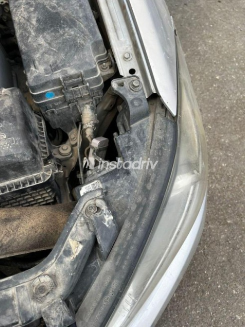 Hyundai Elantra 2019 Silver Automatic Used for Sale in Nasr city - 5