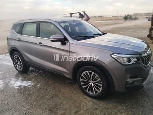 Brilliance V6 2019 Gray Automatic Used for Sale in Qena - 3