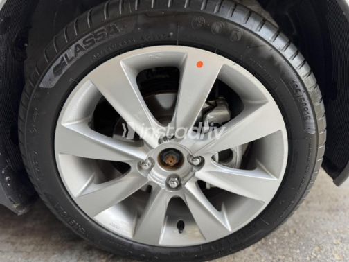 Hyundai Accent RB 2026 Silver Automatic Used for Sale in Heliopolis - 5