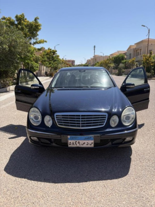 مرسيدس E 240 2003 أزرق أوتوماتيك مستعملة للبيع في الإسكندرية
