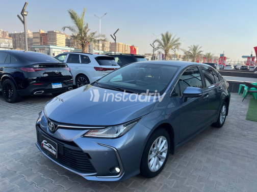 Toyota Corolla 2023 White Automatic Used for Sale in Nasr city - 9