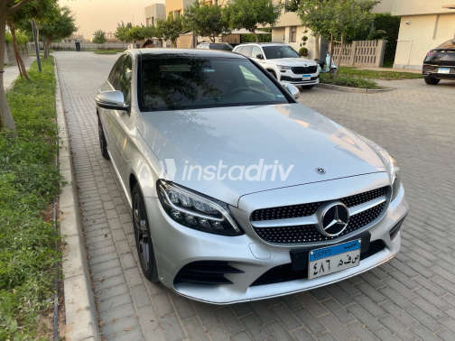 مرسيدس C 180 2019 فضي أوتوماتيك مستعملة للبيع في القاهرة - 1