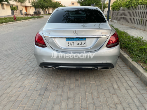 مرسيدس C 180 2019 فضي أوتوماتيك مستعملة للبيع في القاهرة - 3
