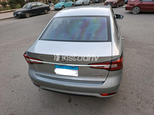 ام جى 5 2025 ذهبي CVT مستعملة للبيع في مصر الجديدة - 7