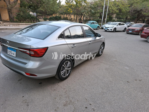 ام جى 5 2025 ذهبي CVT مستعملة للبيع في مصر الجديدة - 9