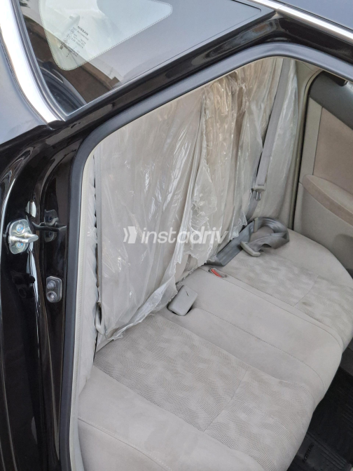 Nissan Sentra 2024 Black Automatic Used for Sale in Heliopolis - 6