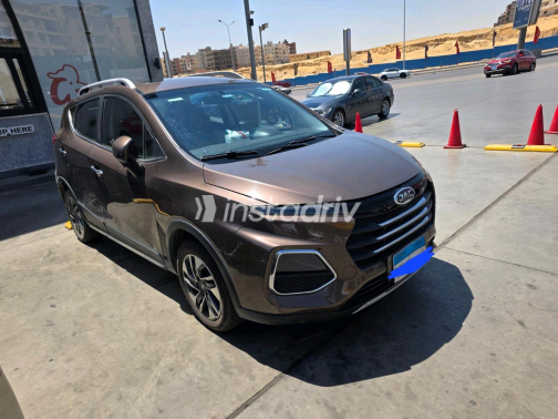 جاك JS3 2022 بني أوتوماتيك مستعملة للبيع في القاهرة - 2