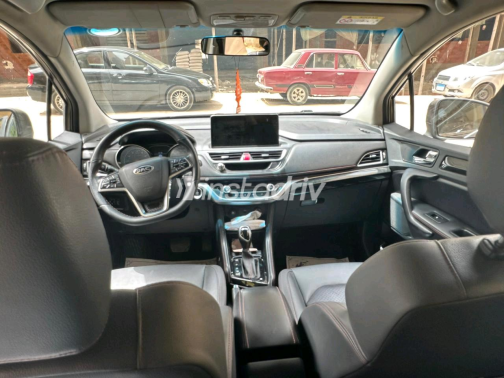 جاك JS3 2022 بني أوتوماتيك مستعملة للبيع في القاهرة - 3