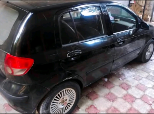 هيونداي جيتز 2004 أسود يدوي مستعملة للبيع في القاهرة