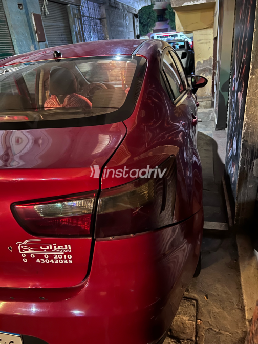 كيا ريو 2016 أبيض أوتوماتيك مستعملة للبيع في إمبابة - 9