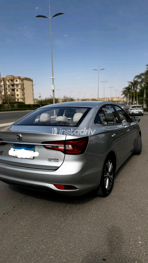 ام جى 5 2021 فضي CVT مستعملة للبيع في القاهرة - 2