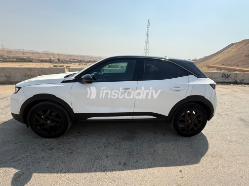 Opel Mokka 2024 White Automatic Used for Sale in Maadi - 8