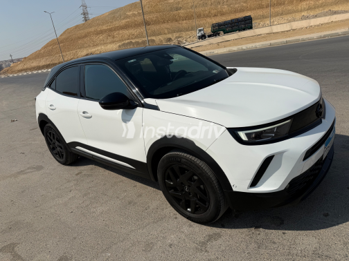 Opel Mokka 2024 White Automatic Used for Sale in Maadi - 9