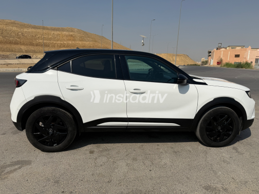 Opel Mokka 2024 White Automatic Used for Sale in Maadi - 10