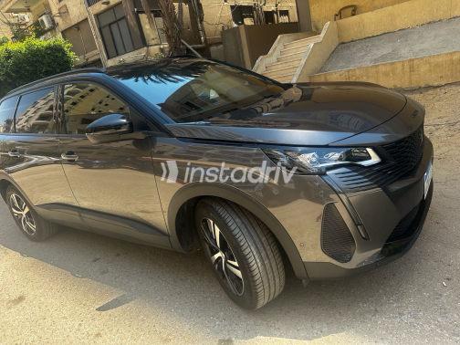 بيجو 5008 2024 رمادي أوتوماتيك مستعملة للبيع في مدينة نصر - 4