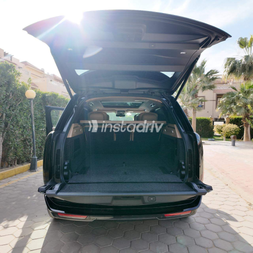 Land Rover Range Rover 2025 Black Automatic Used for Sale in Cairo - 4